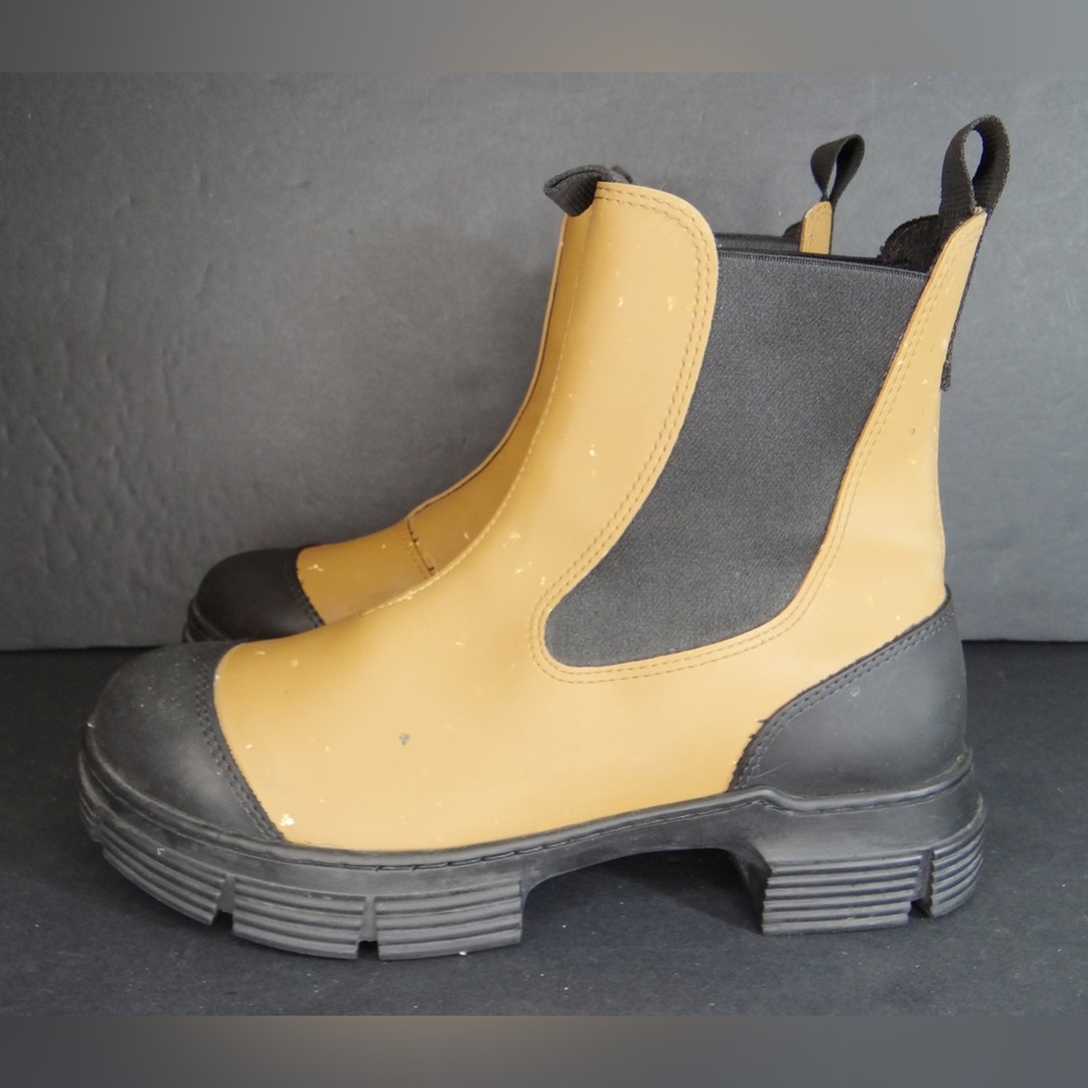 Ganni Camel and Black Winter Boots